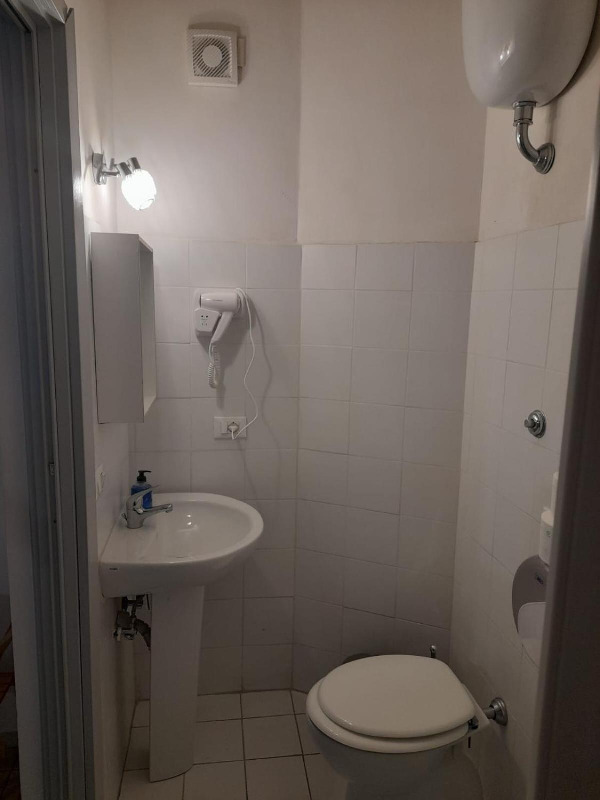 Casa Roma Affittacamere Εξωτερικό φωτογραφία