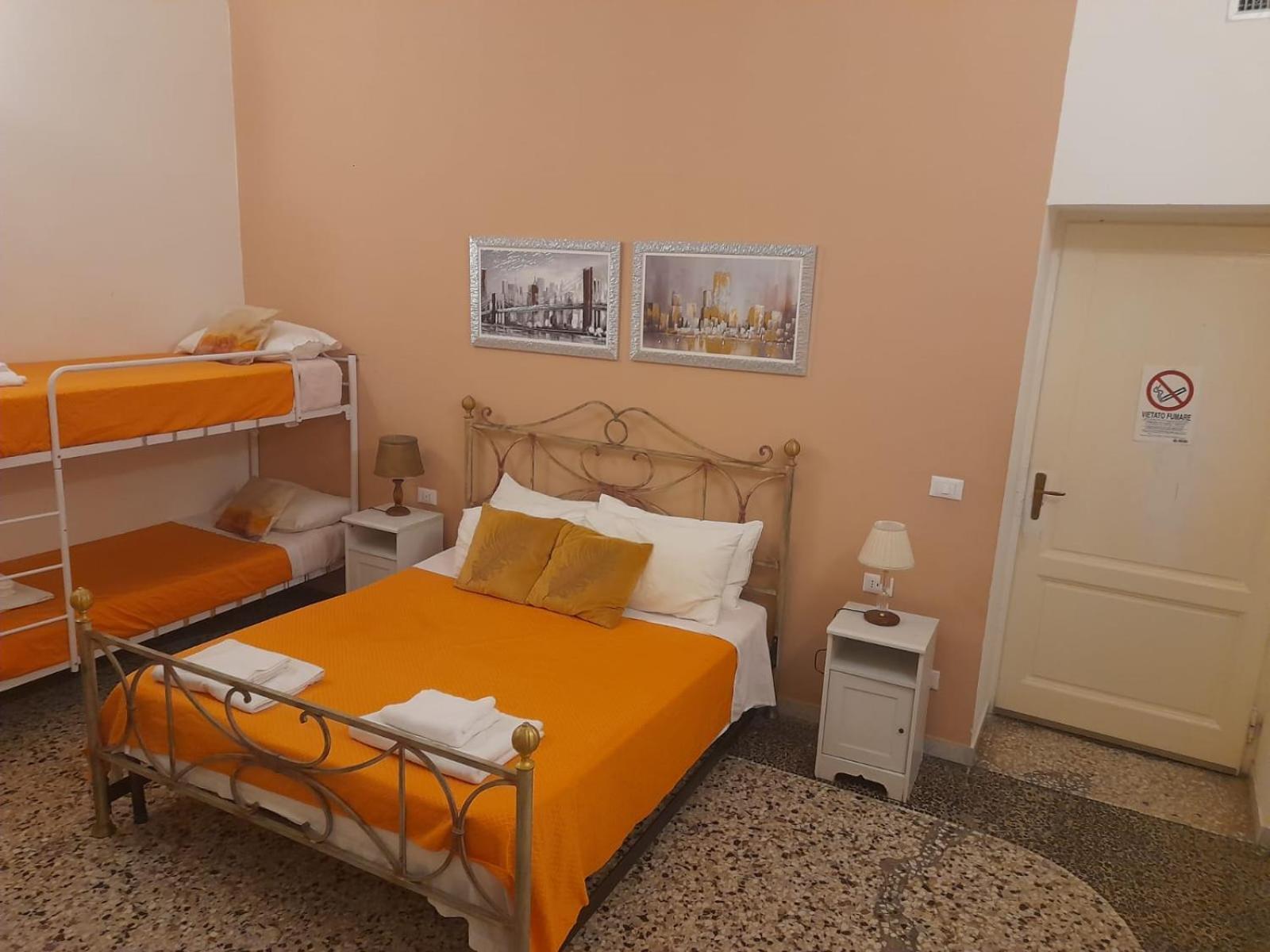 Casa Roma Affittacamere Εξωτερικό φωτογραφία