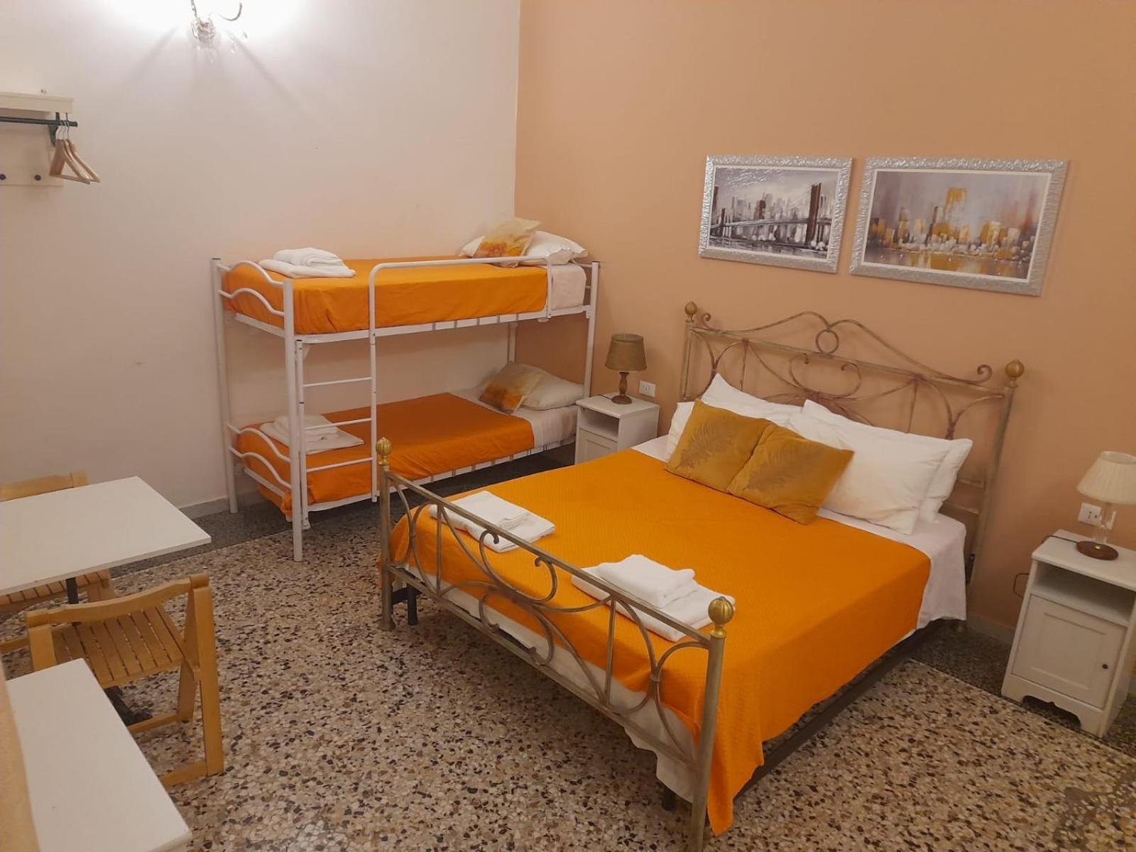 Casa Roma Affittacamere Εξωτερικό φωτογραφία